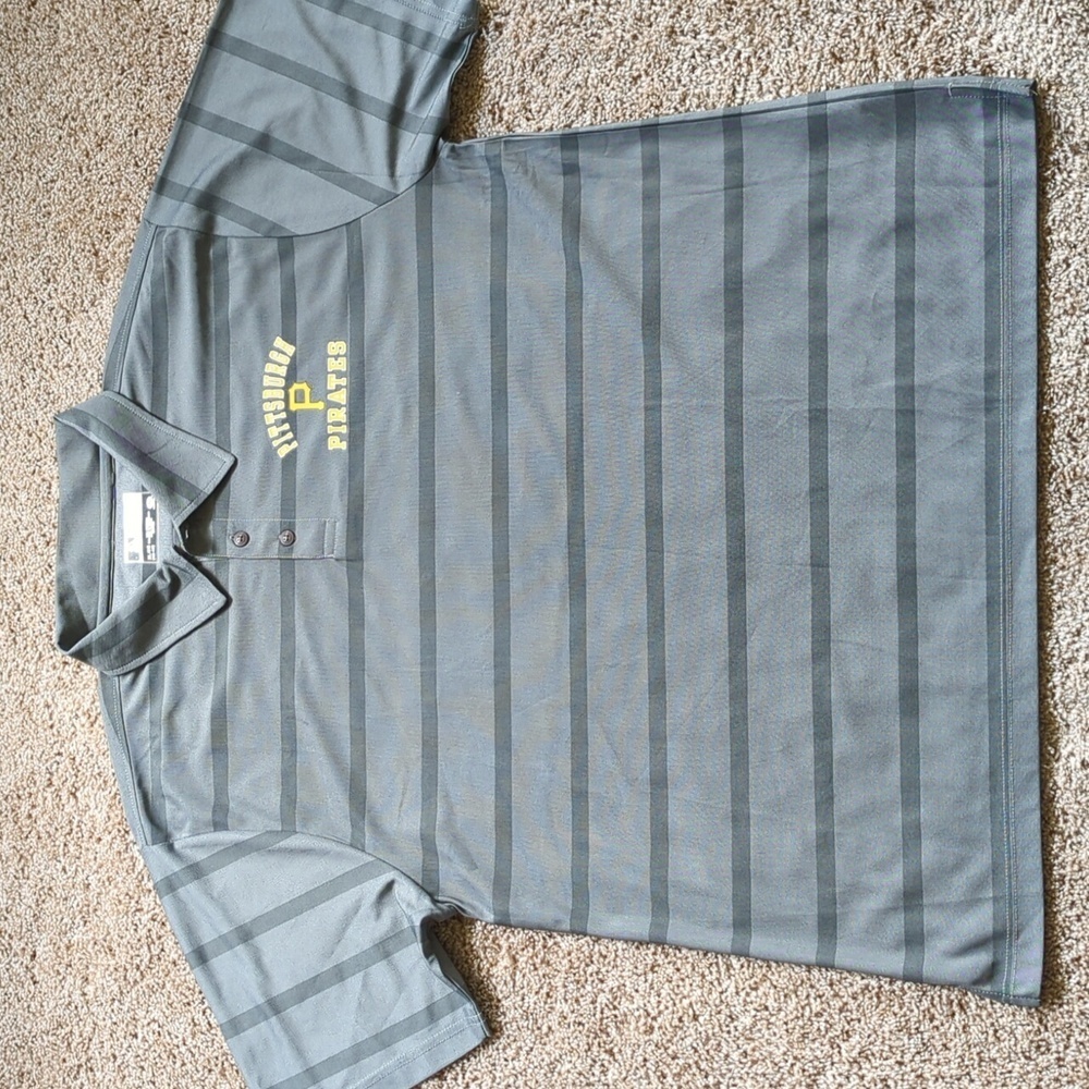 MLB Official Men's Pittsburgh Pirates Grey Striped Polo